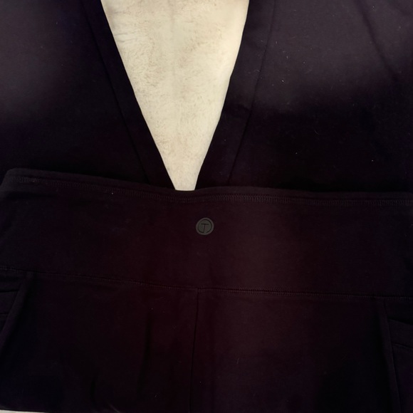 NWT T by Talbots everyday stretch legging. Cropped. Size M - Picture 7 of 8